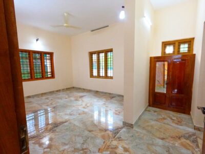 ചങ്ങനാശ്ശേരിയിൽ നിന്നും നാലര കിലോമീറ്റർ മാറി കുന്നുംപുറത്തിന് സമീപമായി 20 സെന്റ് സ്ഥലം 2500 sqft 4 ബെഡ്റൂം 4 അറ്റാച്ചഡ് പുതിയ വീട് വില്പനയ്ക്ക്