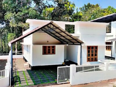 ചങ്ങനാശ്ശേരി നടക്കപ്പാടം ഏലംകുന്ന് പള്ളിക്ക് സമീപം 5 സെന്റ് സ്ഥലം 3 ബെഡ്‌റൂം 3 അറ്റാച്ഡ് വീട് 
