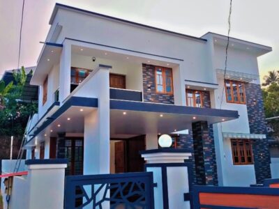 കോട്ടമുറി ചാഞ്ഞോടി 7 സെന്റ് സ്ഥലം 2600 sqft 4 ബെഡ്‌റൂം 4 അറ്റാച്ഡ് വീട്